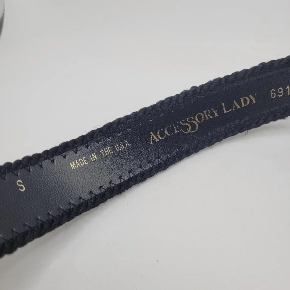 VTG Accessory Lady Belt Sml Black Velvet Gold Buckle 90s Dressy Glam Textured